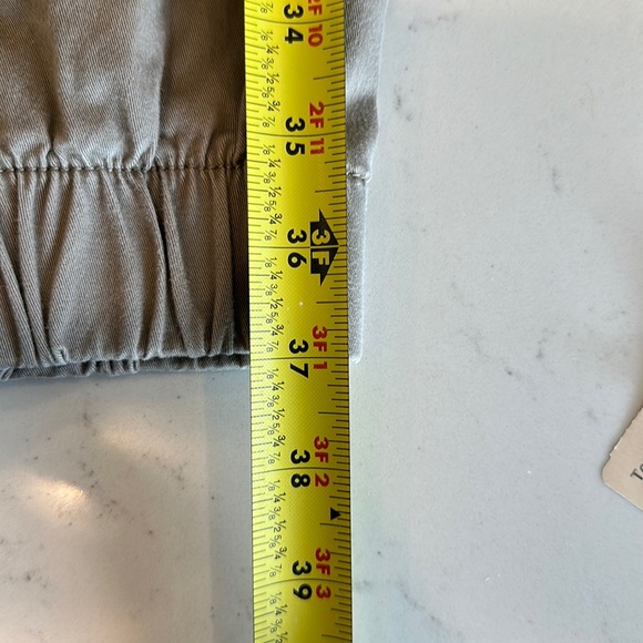 Bullhead Denim Co. Khaki Pants with Elastic Waist and - Picture 6 of 7